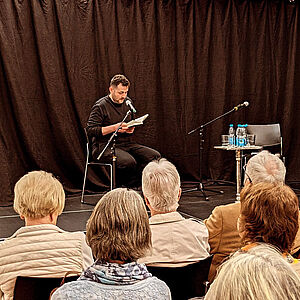 Ryyan Alshebl bei der Lesung "Flucht nach vorn"