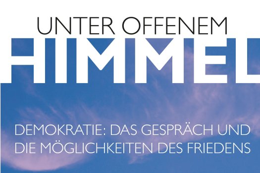 Ank&uuml;ndigung der Veranstaltung von Norbert Eilts: Unter offenem Himmel als Schriftzug vor blauem Himmel.